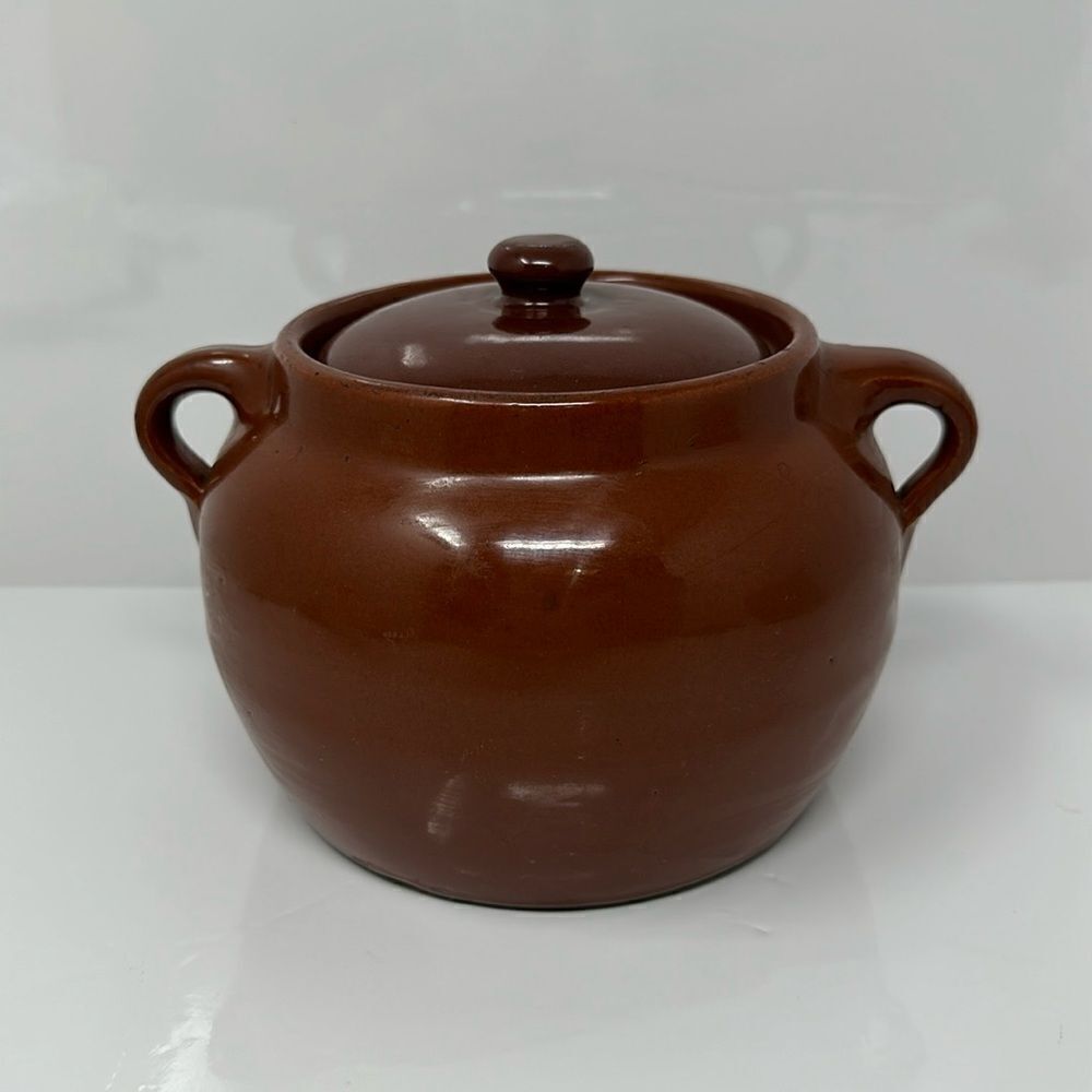 Vintage sunburst ceramics bean pot